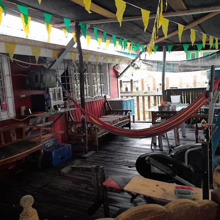 Hostal Cafe Axel Bocas Town Kültér fotó
